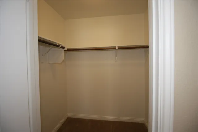 a view of empty room with window