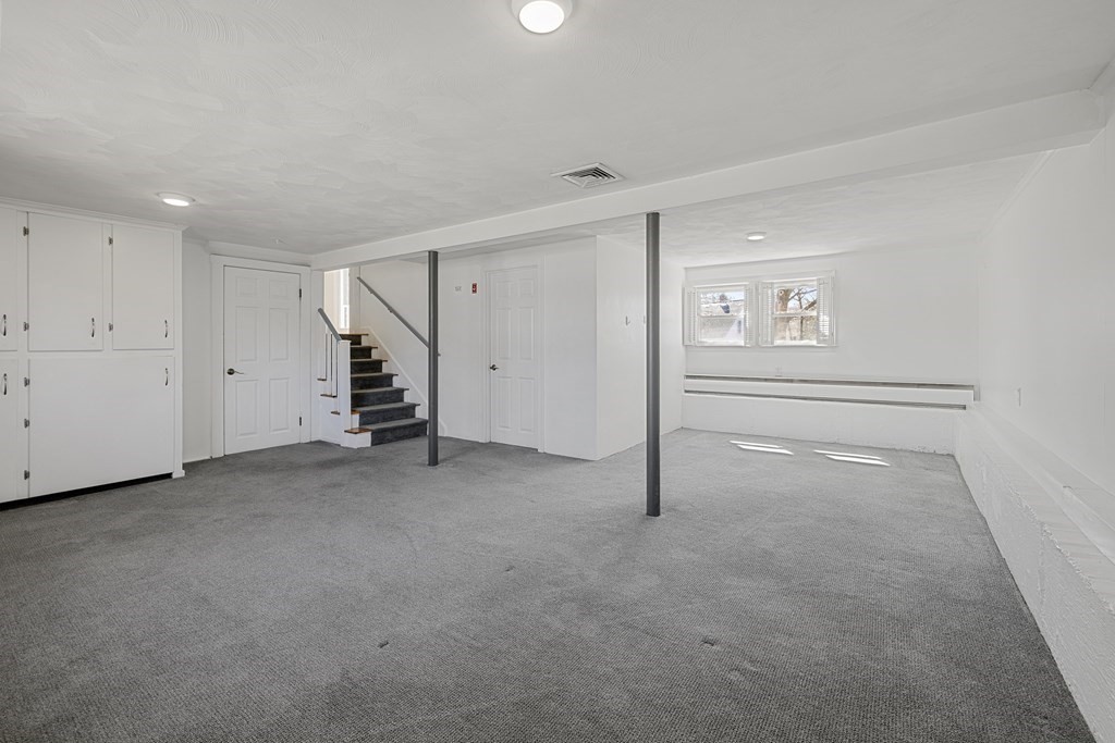 160 Ravenswood Road Waltham, MA 02453 - Photo 18 of 30