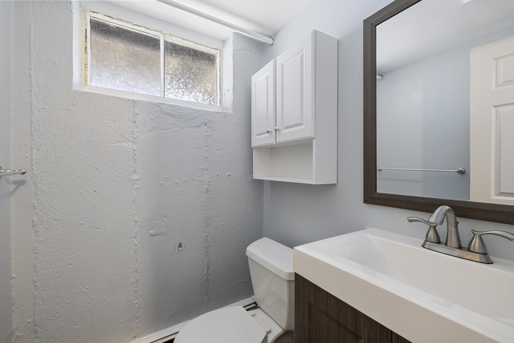160 Ravenswood Road Waltham, MA 02453 - Photo 20 of 30