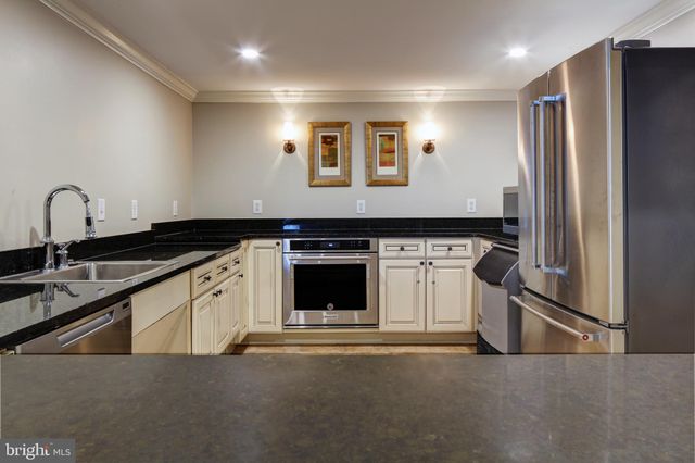 $925,000 | 5 Park Place, Unit 428, Annapolis, MD 21401