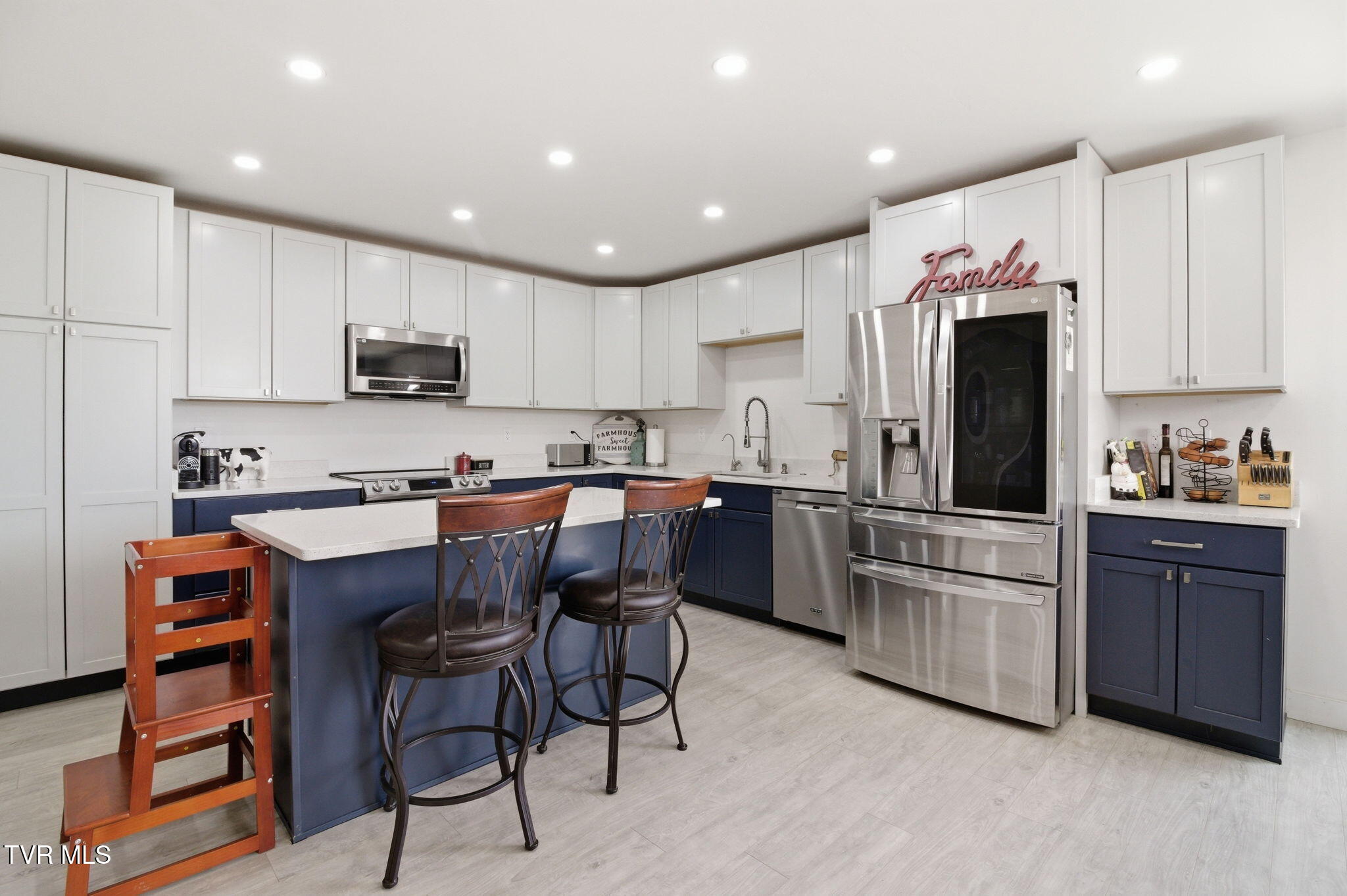 411 St James Road Greeneville, TN 37743 - Photo 14 of 59 33-web-or-mls-DZ3A8602