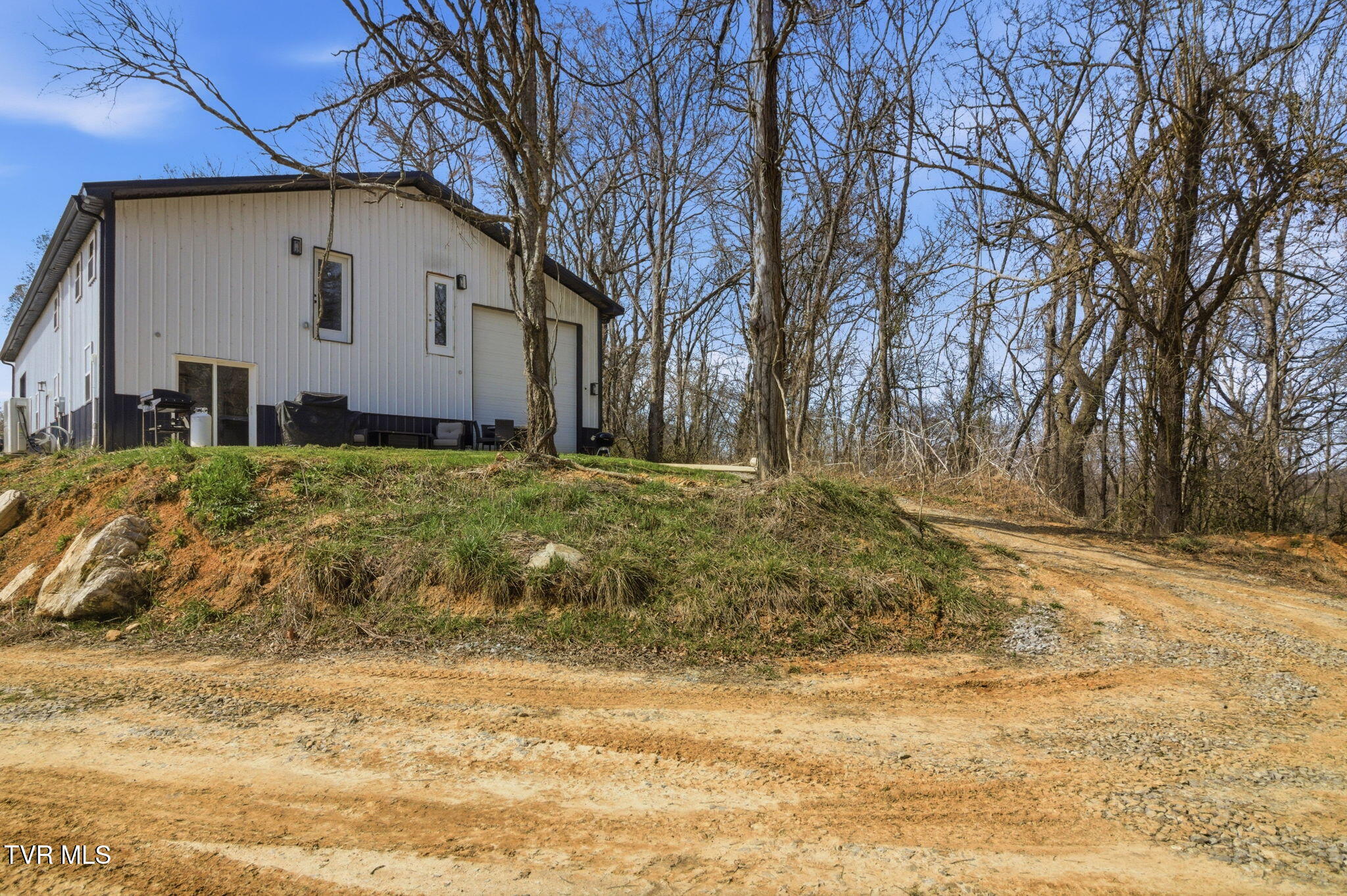 411 St James Road Greeneville, TN 37743 - Photo 23 of 59 18-web-or-mls-DZ3A8690
