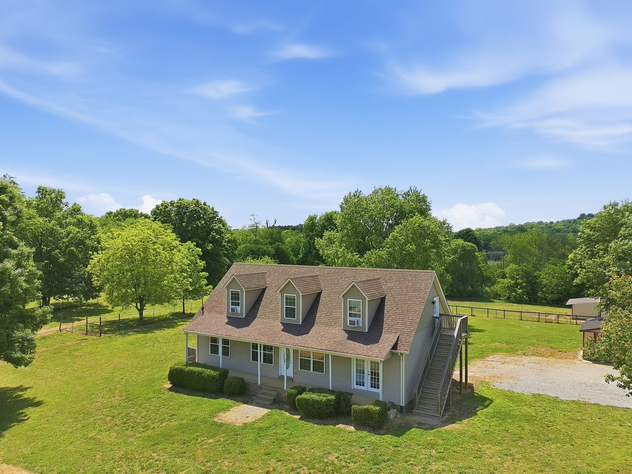 1167 John Sharp Road Columbia, TN 38401 - Photo 2 of 45 Gallery Image 2