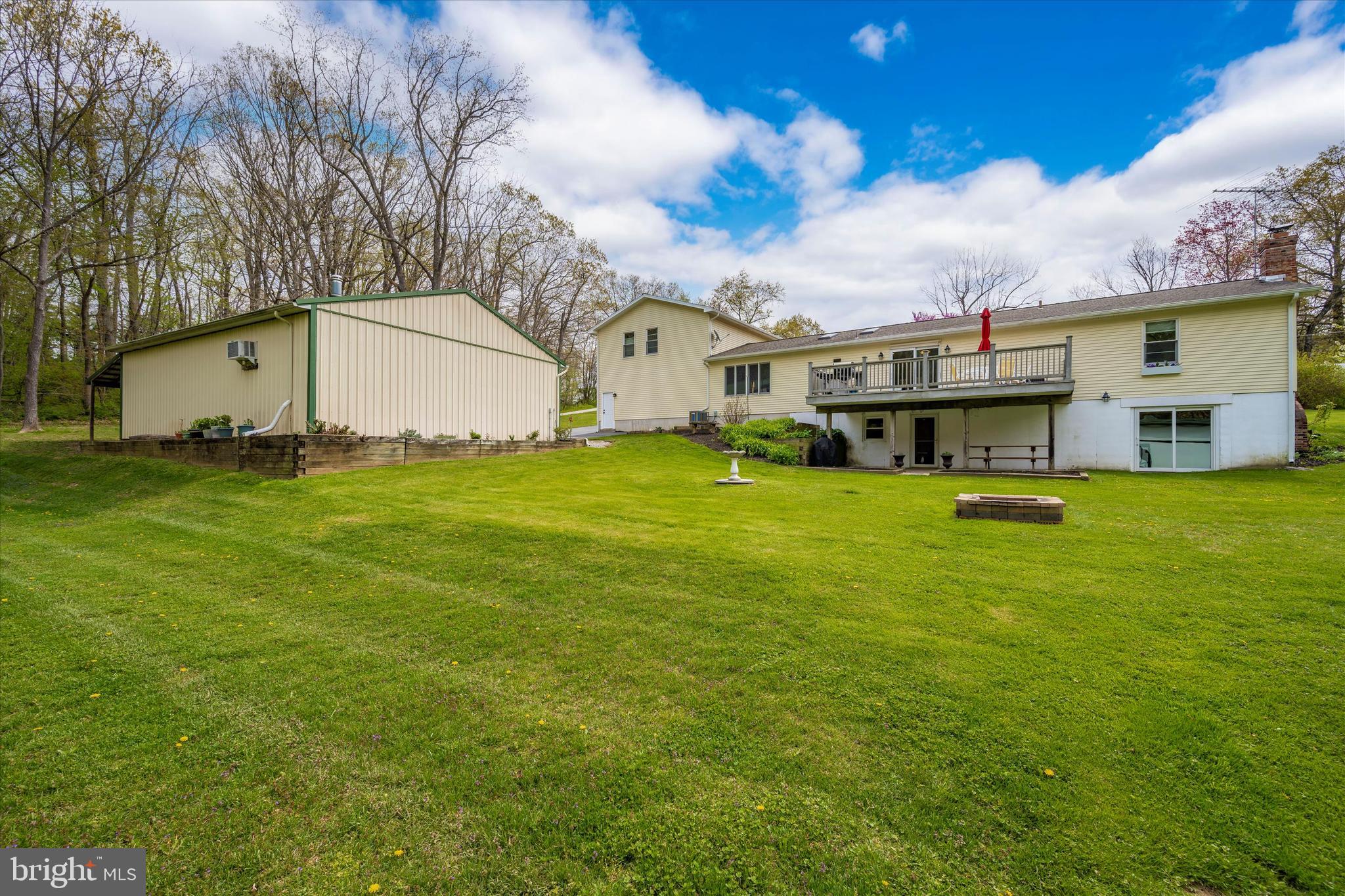 6345 Davis Road Mount Airy, MD 21771 - Photo 65 of 76 back of house and detached garage