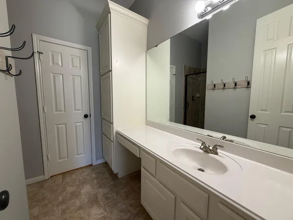 $499,000 | 3517 Oak Landing, Conroe, TX 77304