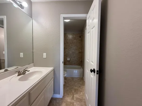 $499,000 | 3517 Oak Landing, Conroe, TX 77304