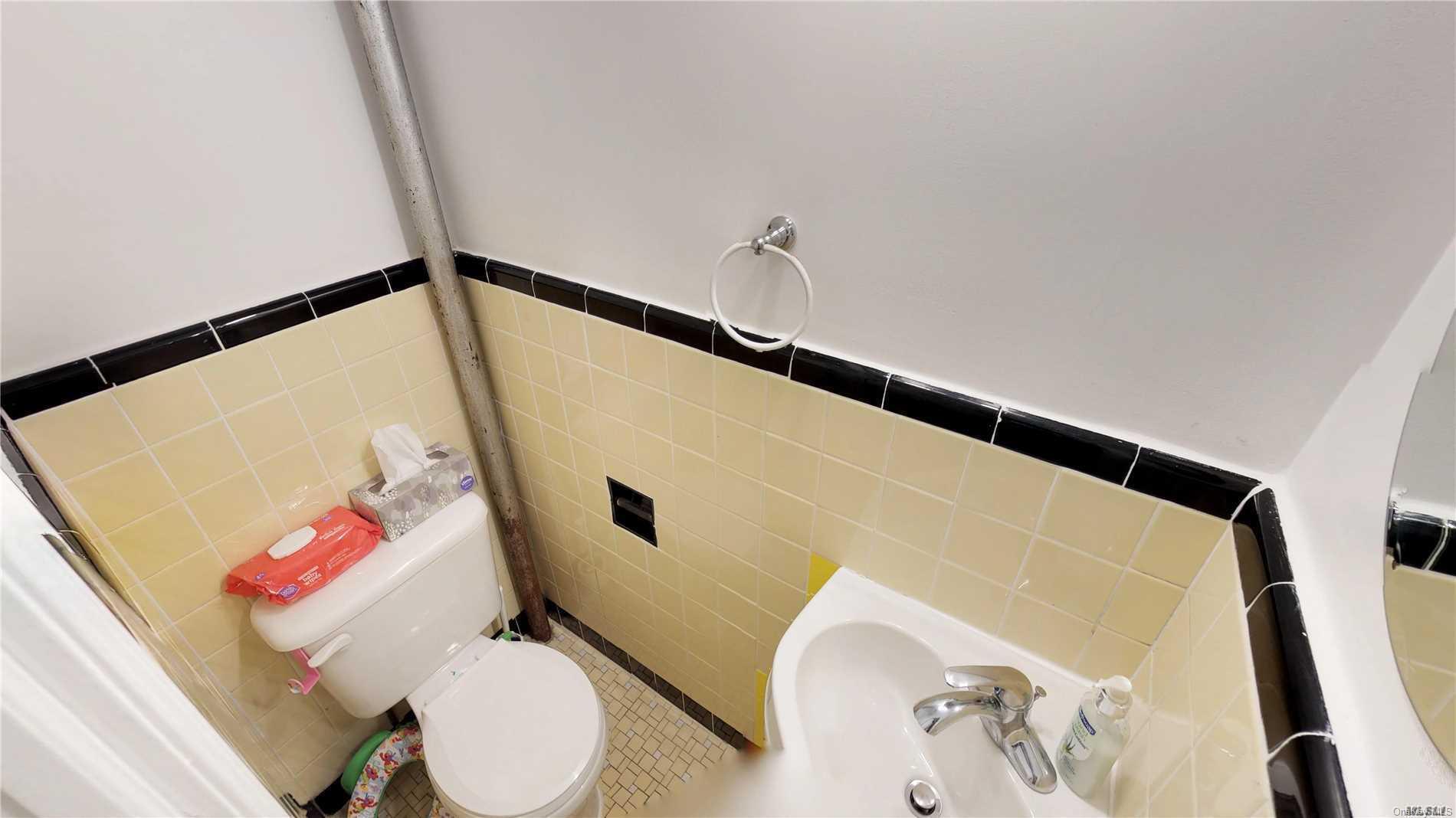144-31 70th Road Queens, NY 11367 - Photo 6 of 18 Gallery Image 6