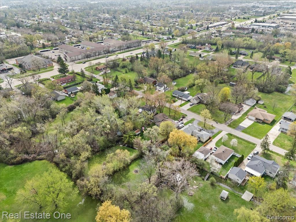 2931 Wisconsin Road Troy, MI 48083 - Photo 49 of 49
