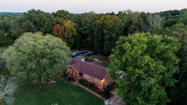 $829,000 | 1062 Matthews Lane, Joelton, TN 37080