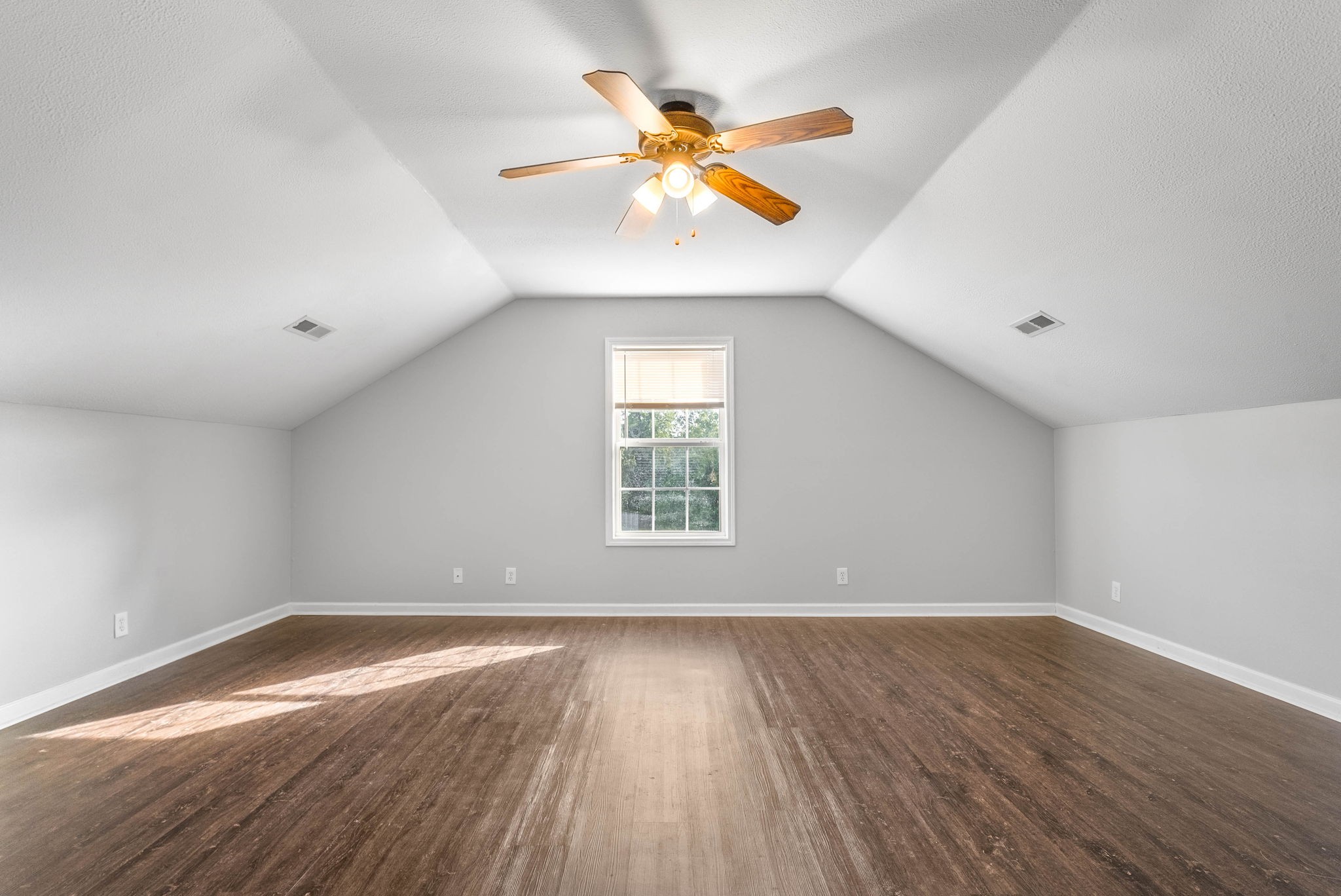 1784 Ridge Runner Court Clarksville, TN 37042 - Photo 26 of 33 Gallery Image 26
