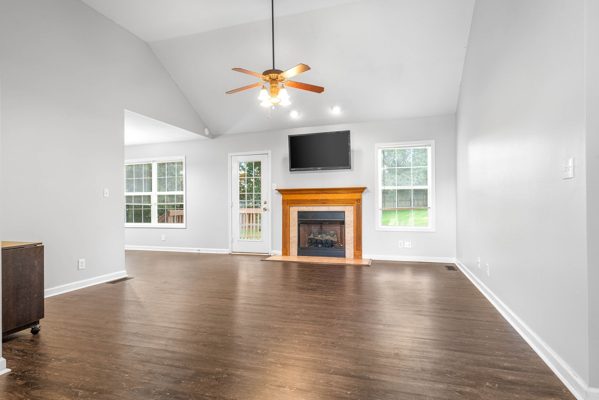 1784 Ridge Runner Court Clarksville, TN 37042 - Photo 5 of 33 Gallery Image 5
