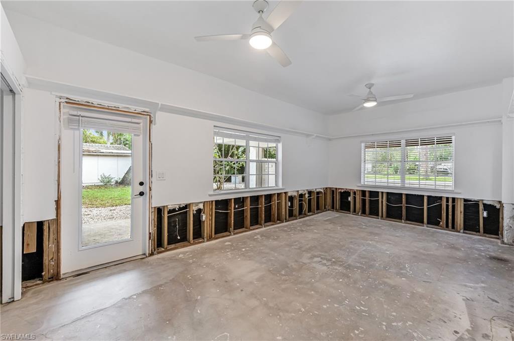 2472 Harbor Road Naples, FL 34104 - Photo 21 of 29 Gallery Image 21