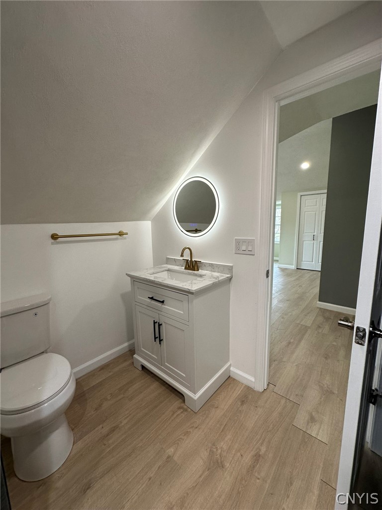 100 Sherbourne Road Syracuse, NY 13210 - Photo 34 of 34 En-suite bath