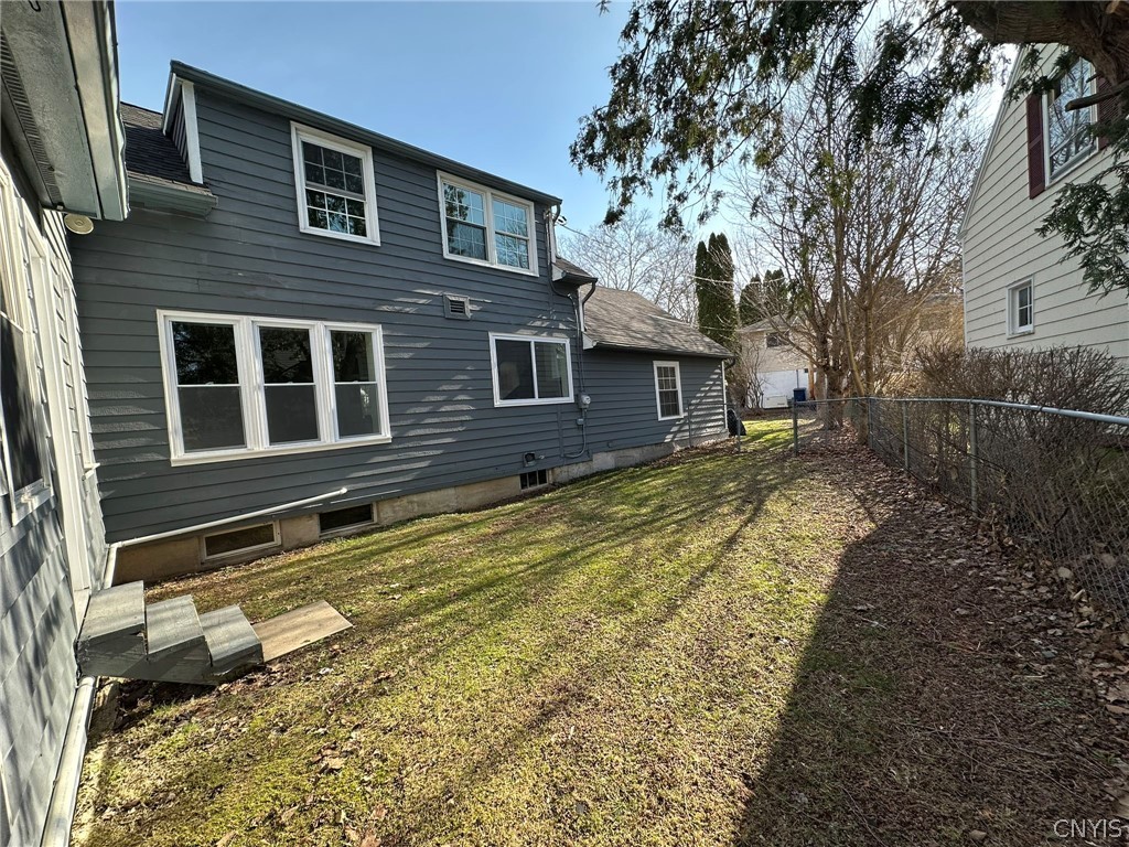 100 Sherbourne Road Syracuse, NY 13210 - Photo 5 of 34