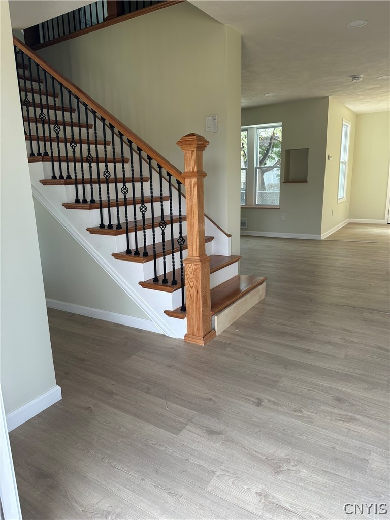 100 Sherbourne Road Syracuse, NY 13210 - Photo 7 of 34