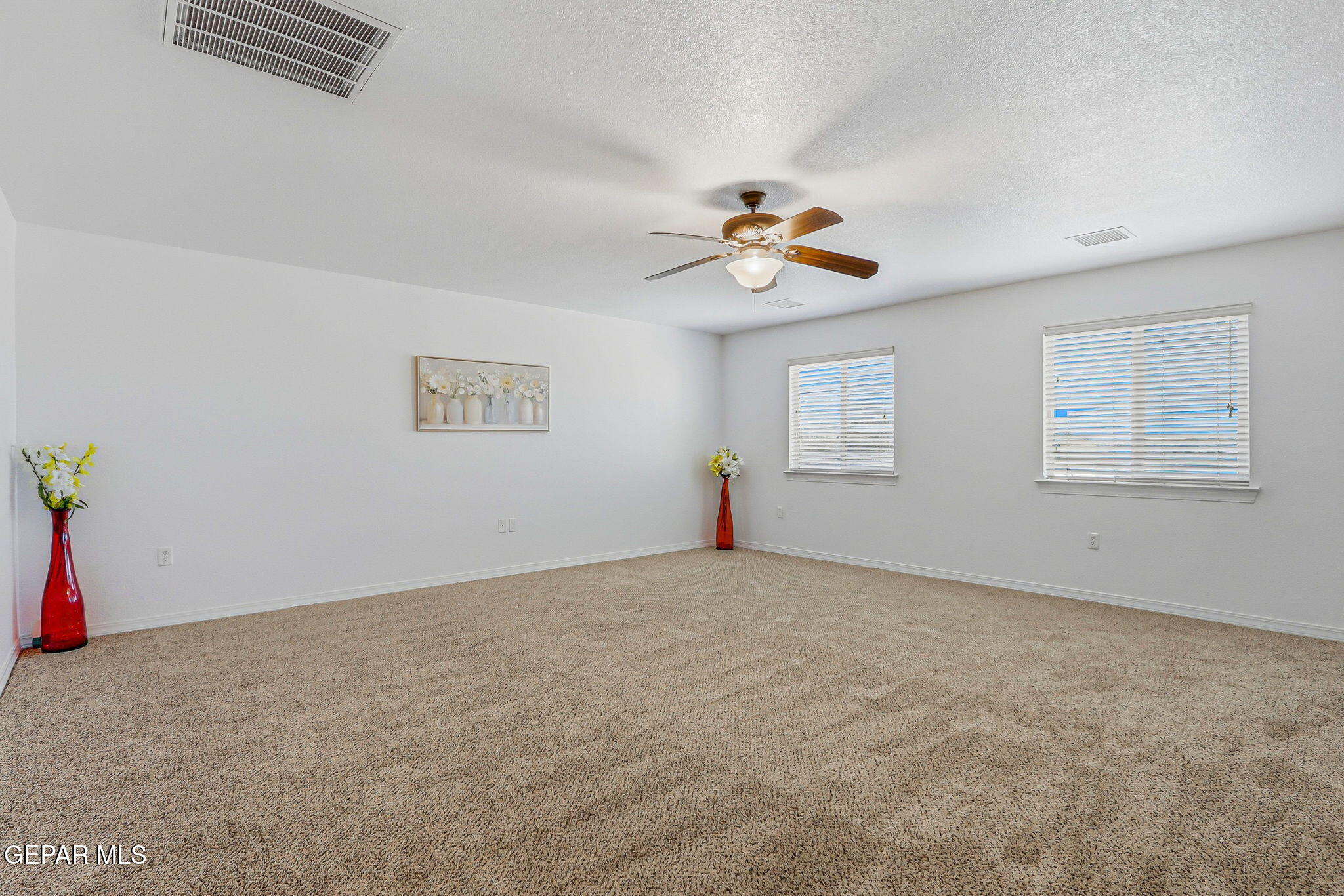 520 Gomez Road El Paso, TX 79932 - Photo 43 of 72 a view of an empty room with a window