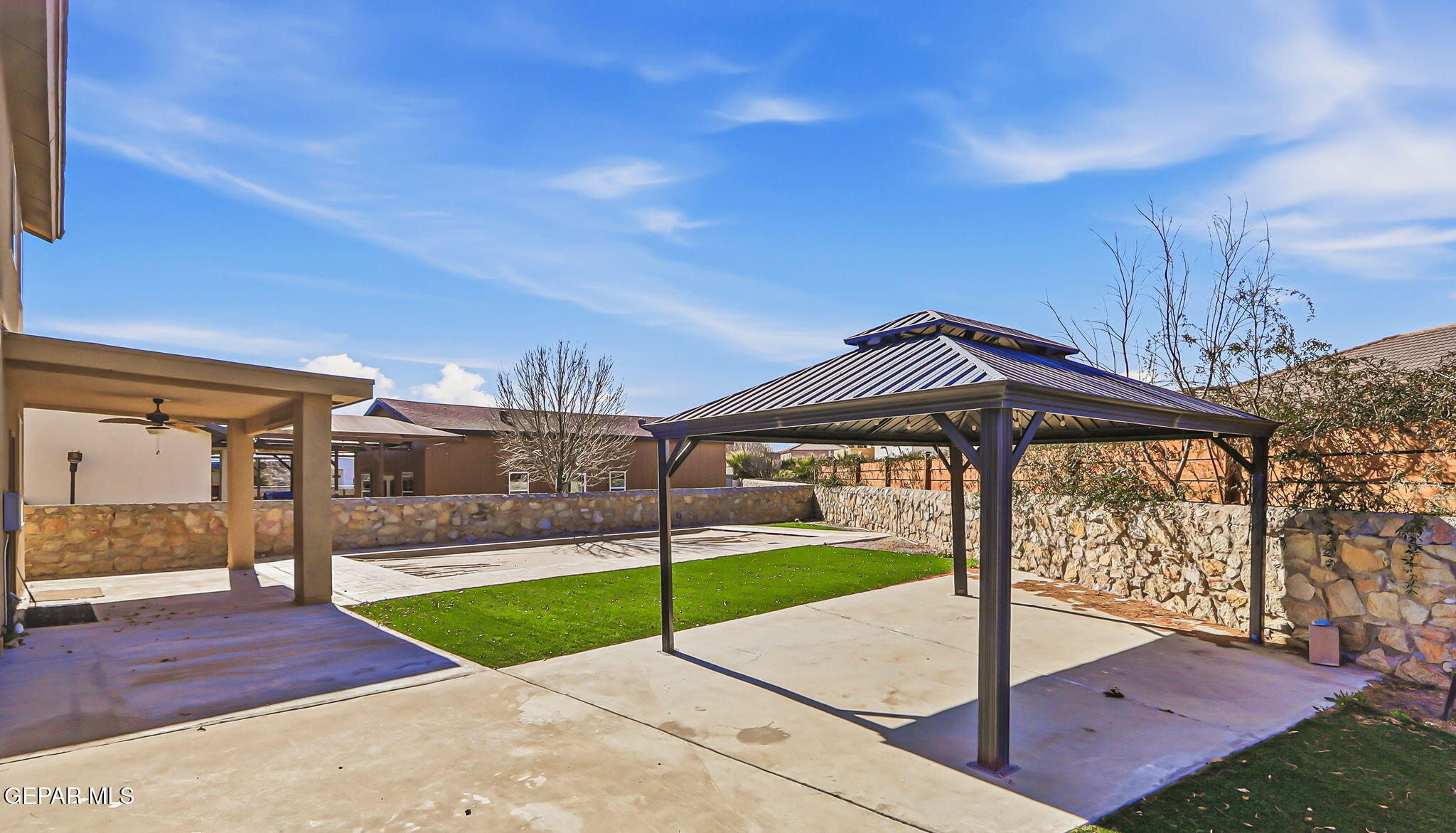 520 Gomez Road El Paso, TX 79932 - Photo 63 of 72 a view of a volley ball court