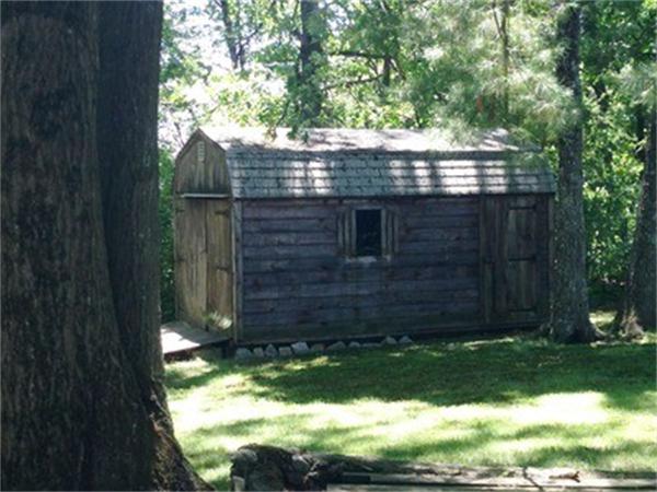43 Little Farms Road Framingham, MA 01701 - Photo 19 of 20 a backyard of a house