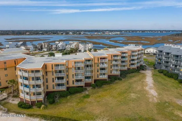 $1,750 | 1866 New River Inlet Road, Unit 3404C, North Topsail Beach, NC 28460