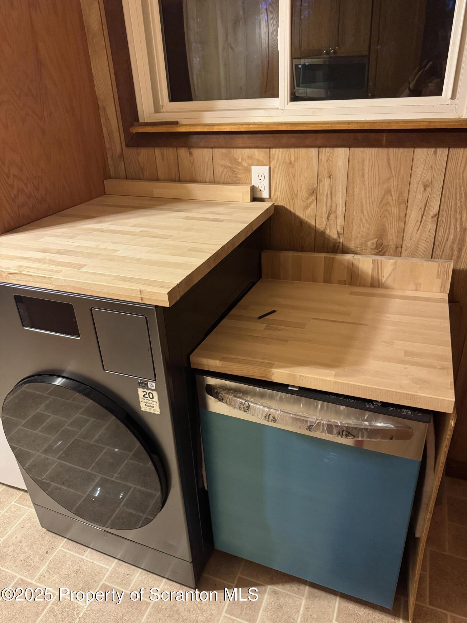 18285 Pa-92 Jackson, PA 18825 - Photo 25 of 49 a close view of sink