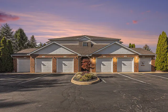 $199,900 | 112 Cherry Ln Drive, Milan, MI 48160