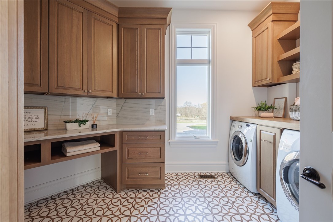 825 Victor Road Perinton, NY 14564 - Photo 19 of 50 Laundry Rm