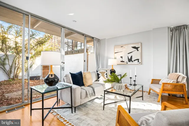 $479,000 | 345 O Street Southwest, Washington, DC 20024