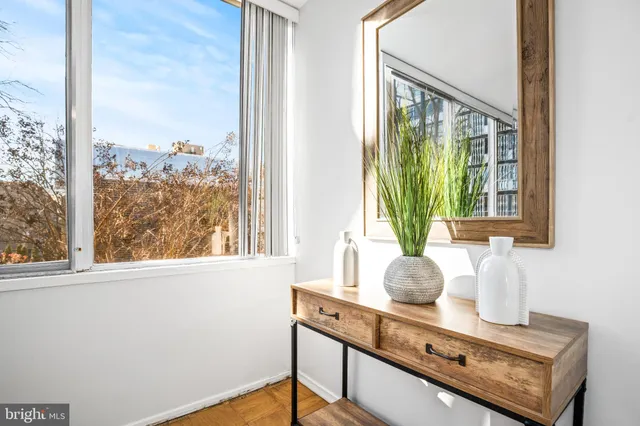 $479,000 | 345 O Street Southwest, Washington, DC 20024