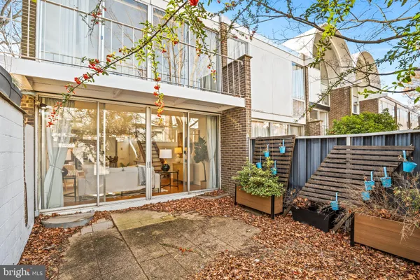 a view of outdoor space