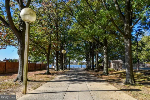 $455,000 | 345 O Street Southwest, Washington, DC 20024