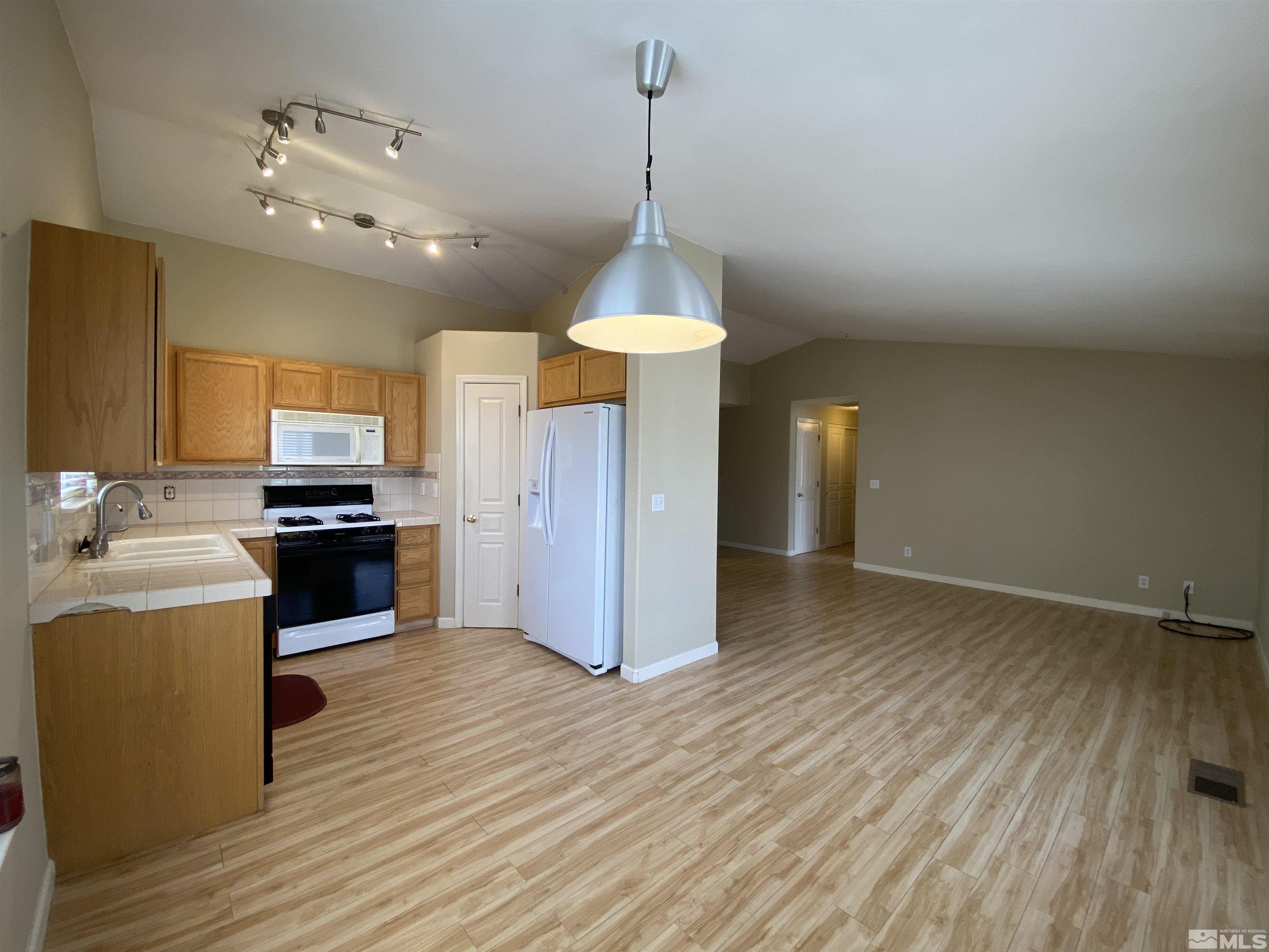 340 Garden Fernley, NV 89408 - Photo 4 of 23 Photo 4