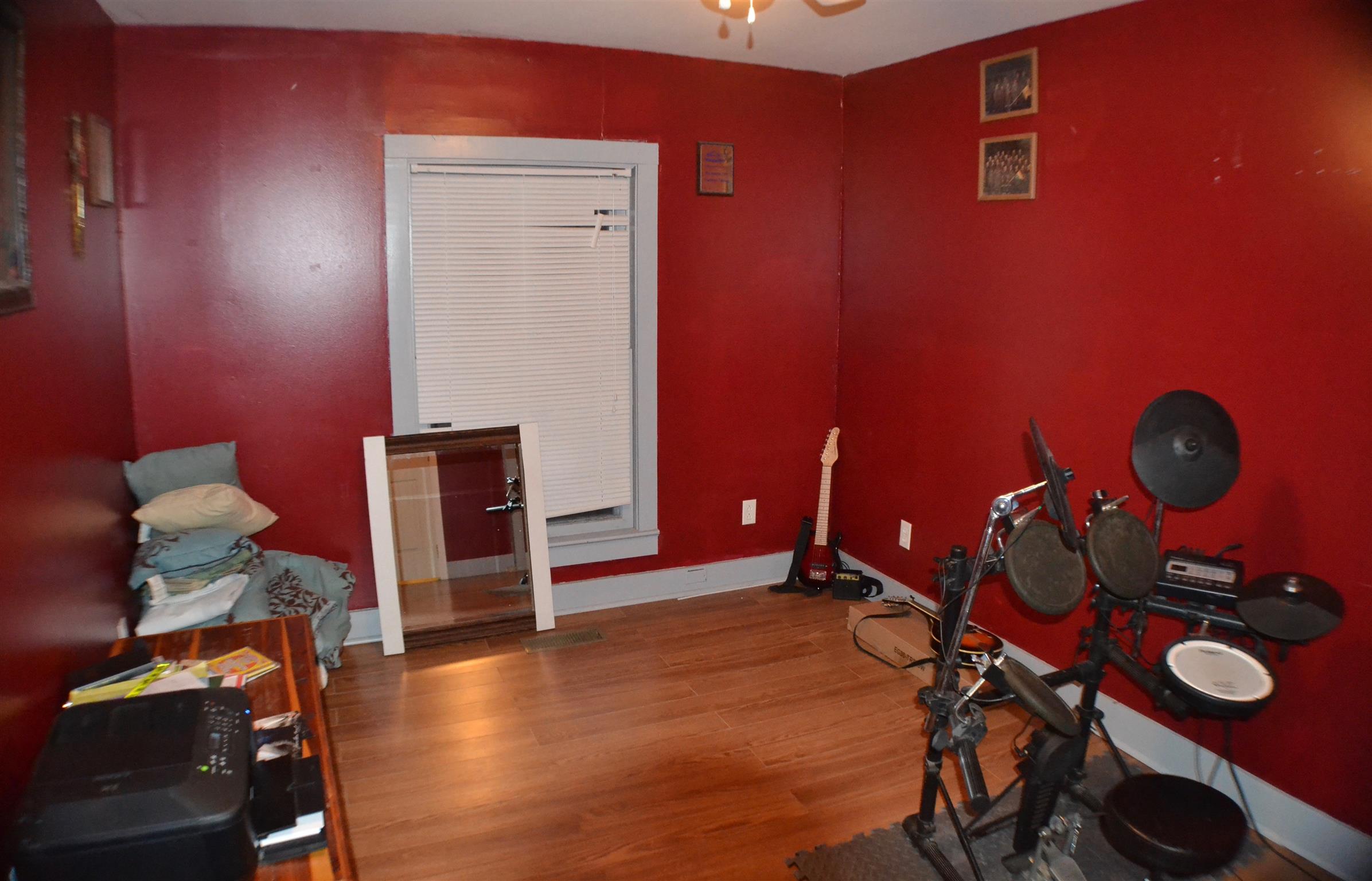 265 Old Temperance Hall Road Liberty, TN 37095 - Photo 11 of 15 a room with furniture and wooden floor