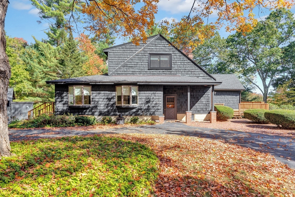 14 Pond Street Topsfield, MA 01983 - Photo 1 of 36 a front view of a house with patio