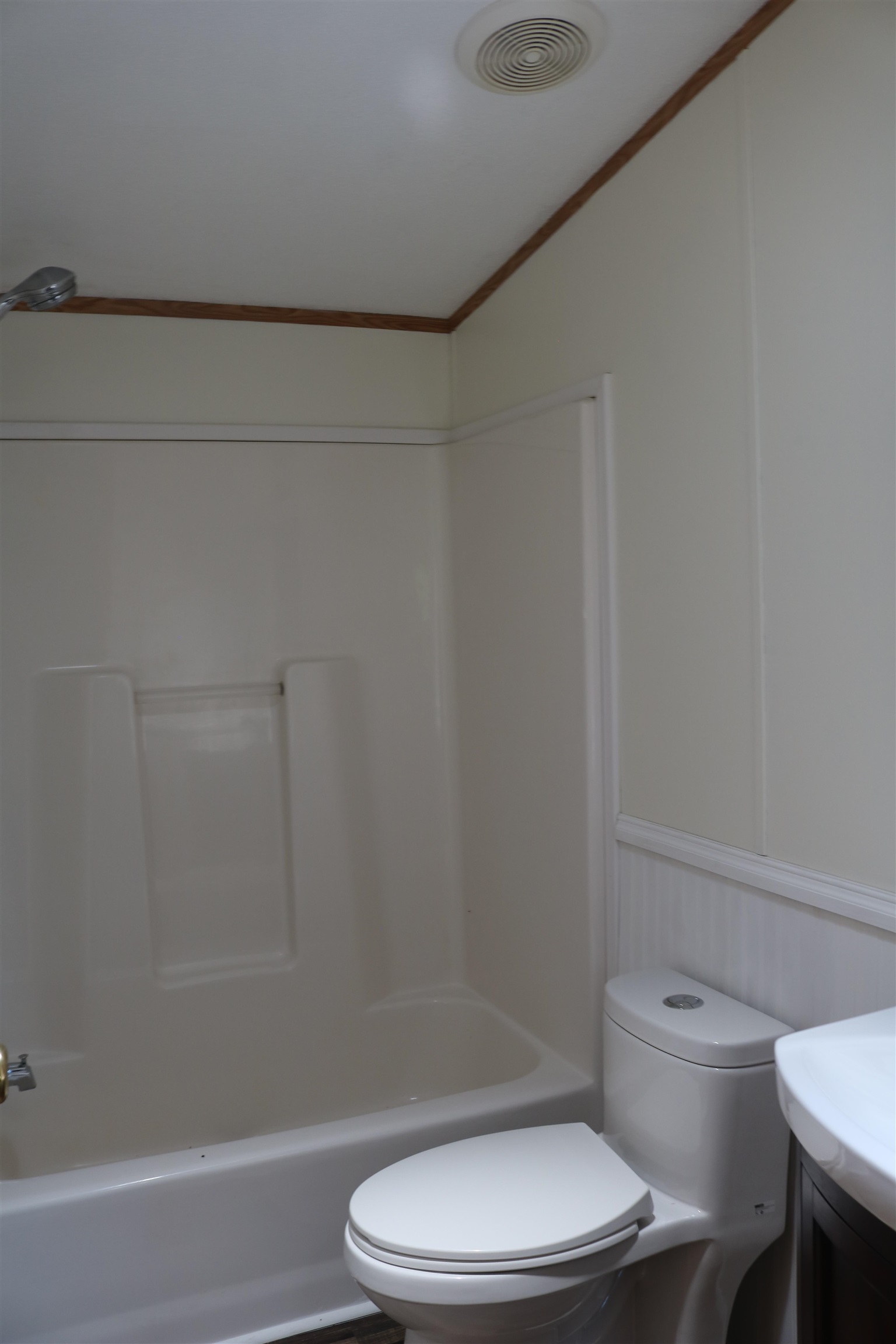 2185 A Sheldon Road Swanton, VT 05478 - Photo 15 of 31