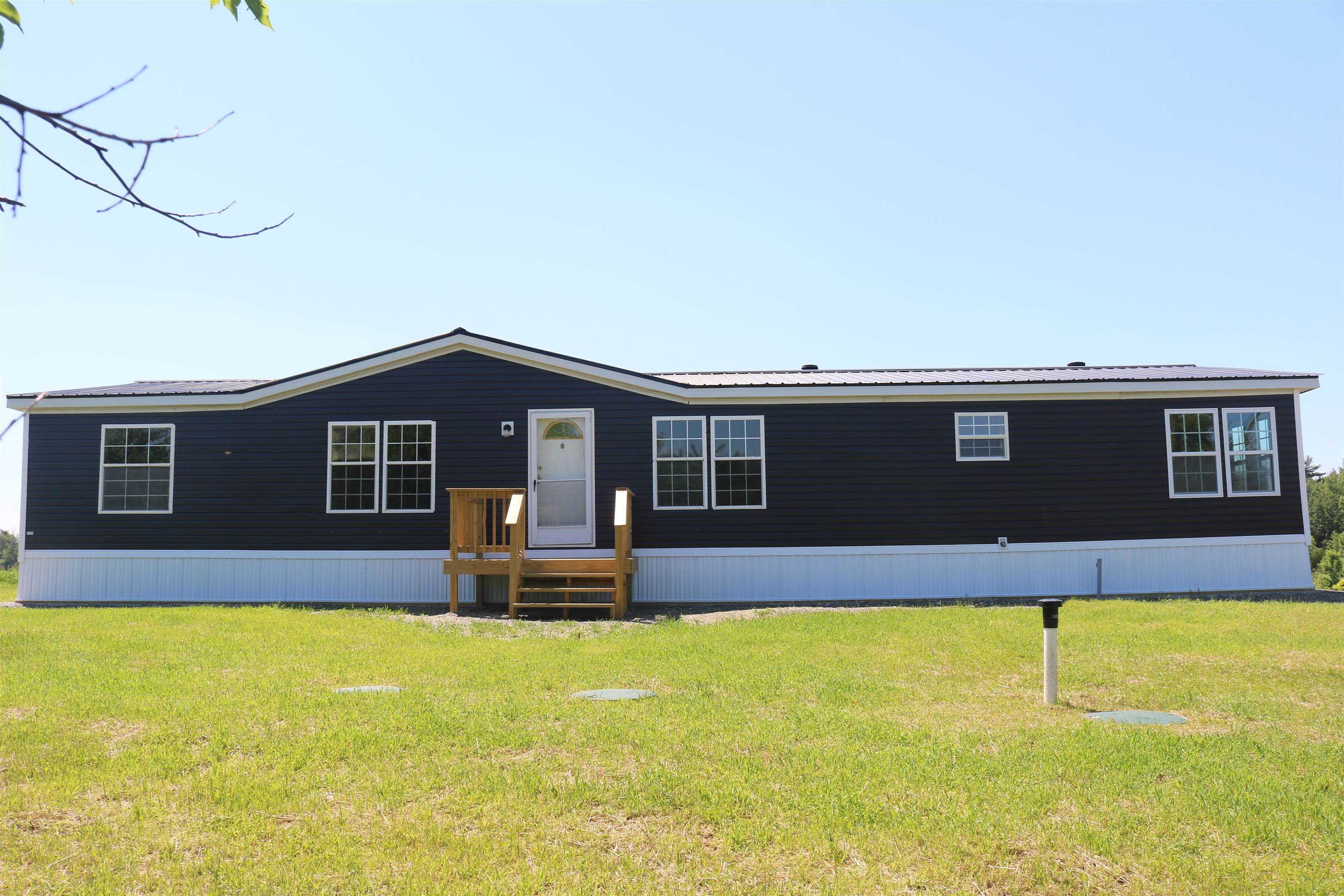2185 A Sheldon Road Swanton, VT 05478 - Photo 2 of 31