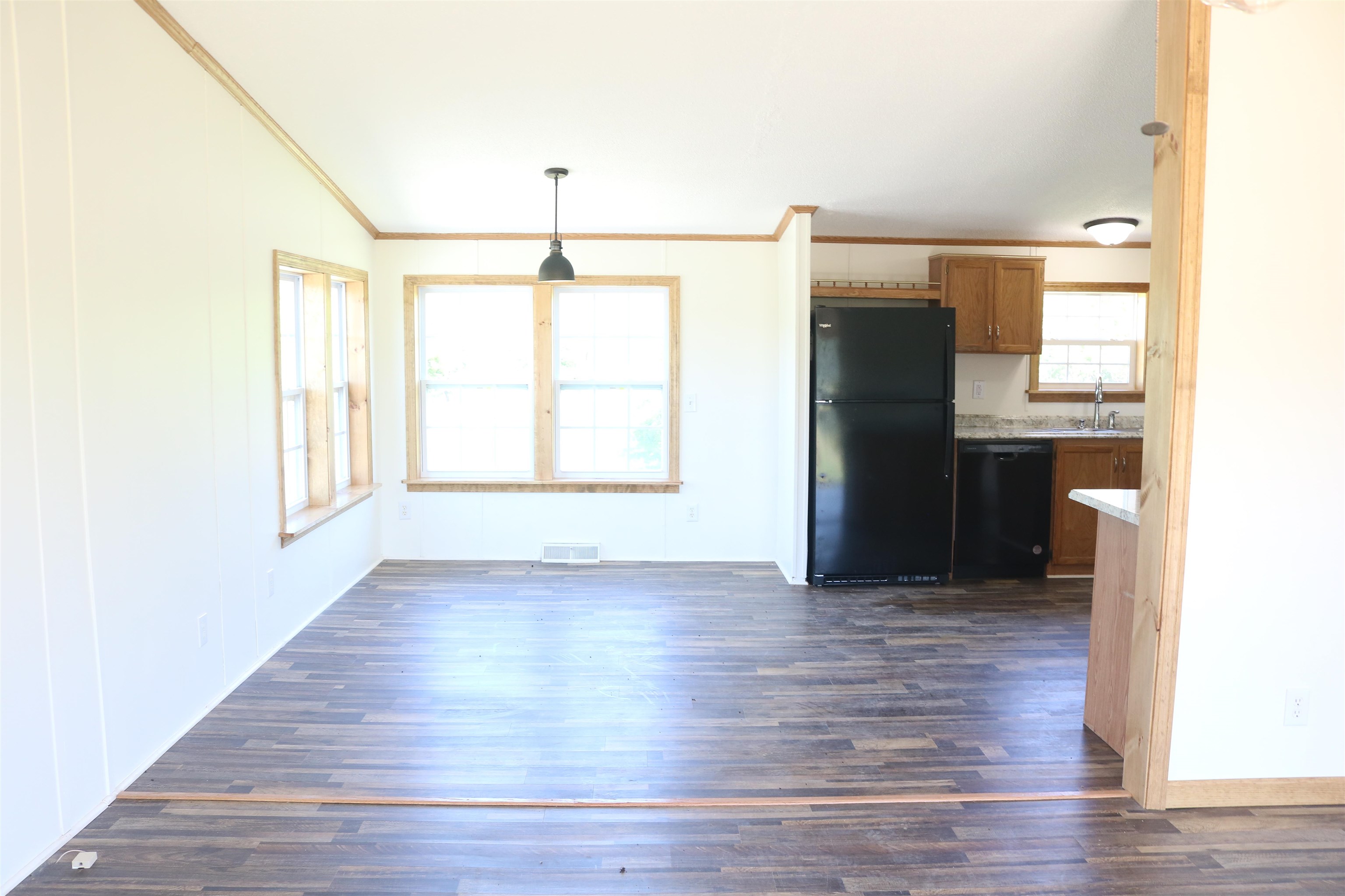 2185 A Sheldon Road Swanton, VT 05478 - Photo 4 of 31