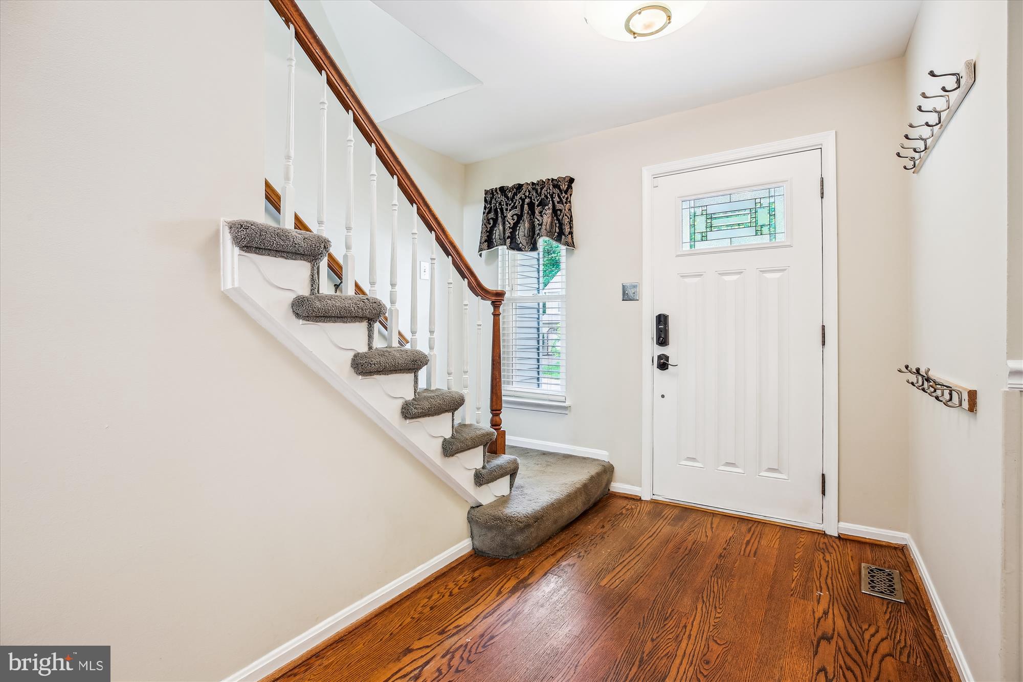 1151 Kersey Road Silver Spring, MD 20902 - Photo 3 of 51 Entry foyer with natural light coming in.