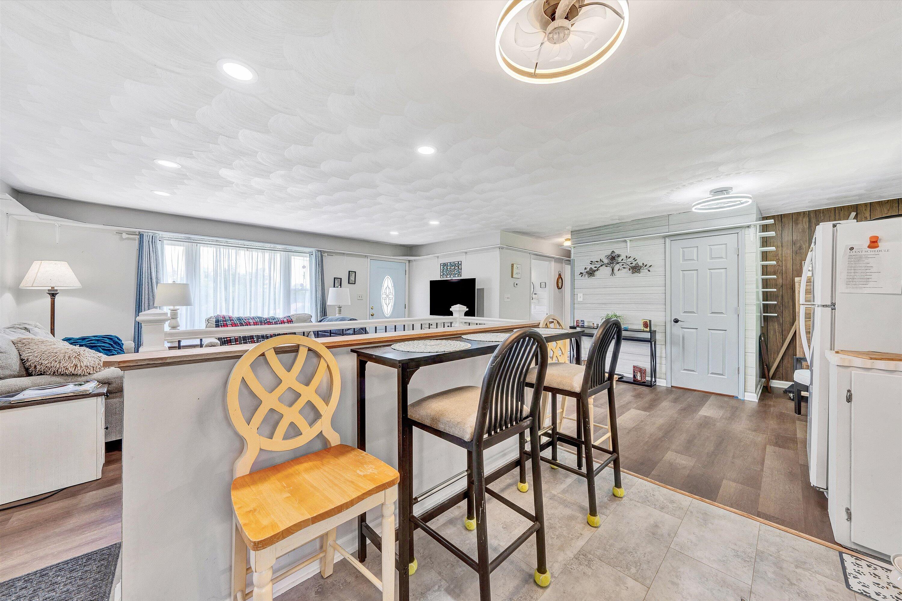 636 Ramada Road Vinton, VA 24179 - Photo 12 of 30 12-DSC00180