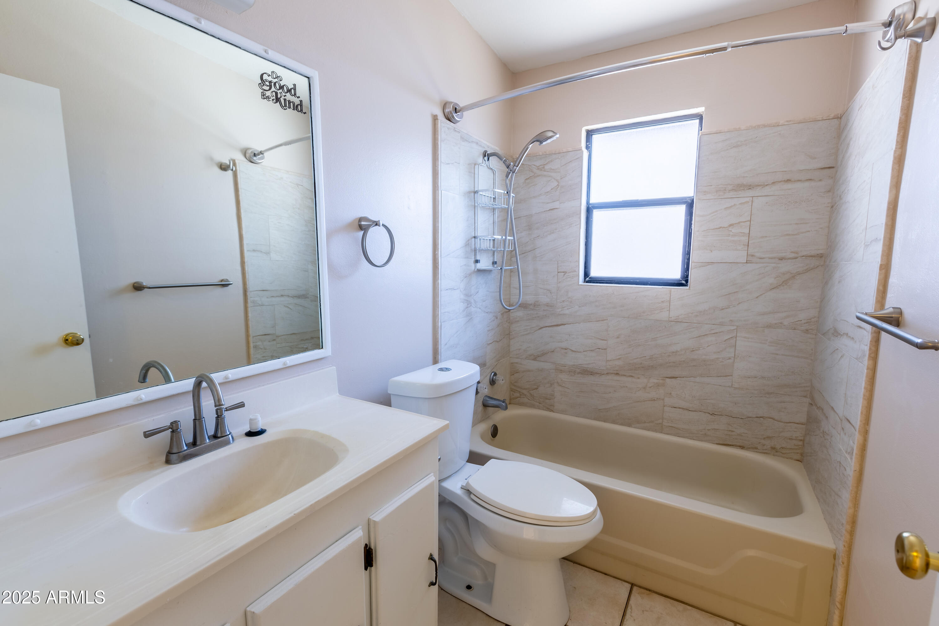 412 Fairhaven Road Kearny, AZ 85137 - Photo 26 of 36 a bathroom with a sink toilet and shower