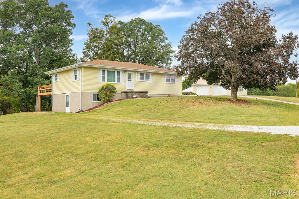 33877 Delhi Road Brighton, IL 62012 - Photo 1 of 57 Gallery Image 1