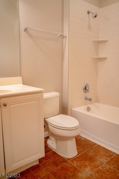 804 River Place Butler, NJ 07405 - Photo 23 of 32