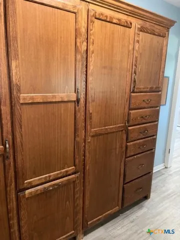 a view of walk in closet