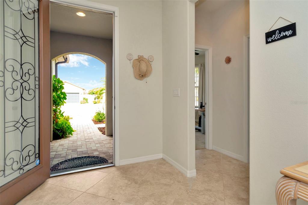 16340 Treasure Point Drive Wimauma, FL 33598 - Photo 6 of 50