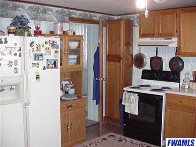 303 West Oak Street Butler, IN 46721 - Photo 2 of 7 Gallery Image 2