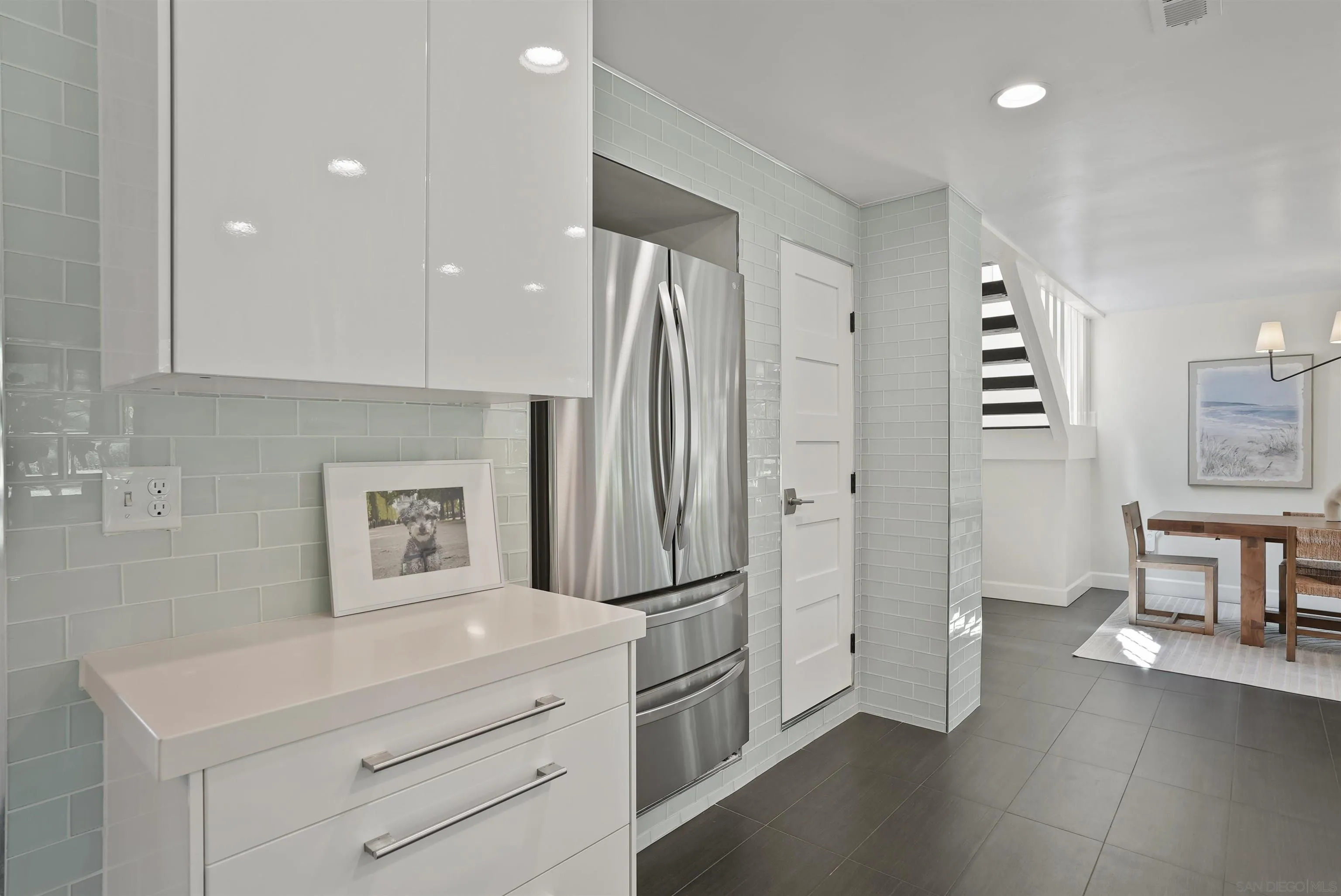 1328 Sun Valley Road Solana Beach, CA 92075 - Photo 9 of 24 Gallery Image 9