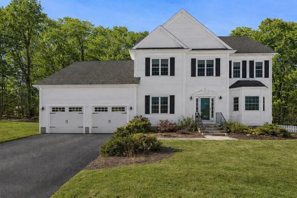 $1,075,000 | 13 Teresa Drive, Millis, MA 02054