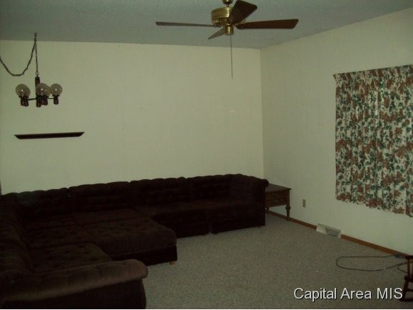 2797 Carriage Lane Springfield, IL 62707 - Photo 4 of 7 Gallery Image 4