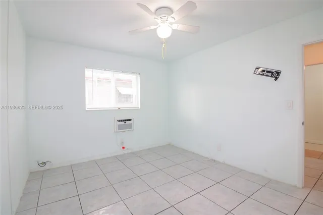 $1,650 | 712 Northeast 8th Street, Unit 102, Hallandale Beach, FL 33009