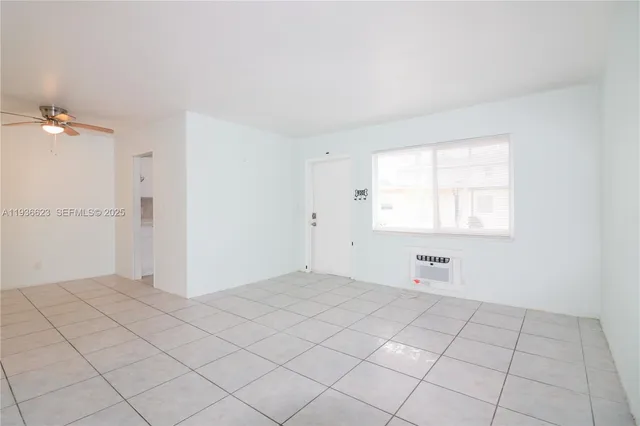 $1,650 | 712 Northeast 8th Street, Unit 102, Hallandale Beach, FL 33009