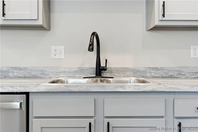 $219,999 | 121 Level Street, Charlestown, IN 47111